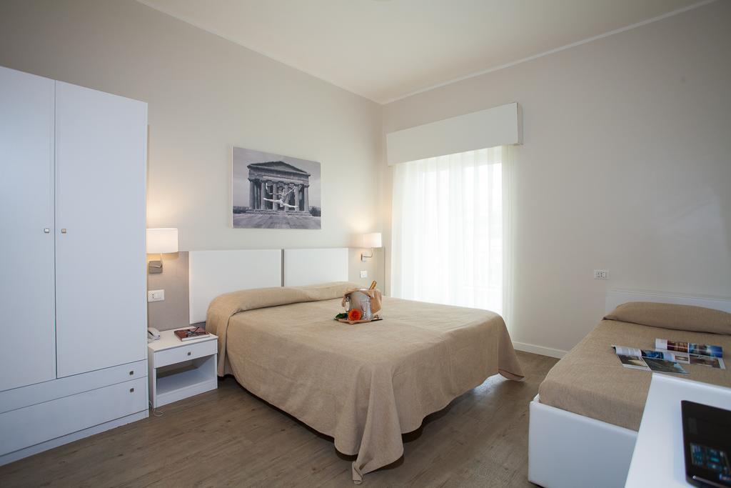 Hotel Costazzurra Museum & Spa San Leone Exterior photo